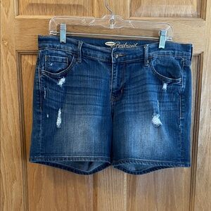 Old Navy - Boyfriend Distressed Jean Shorts - 10